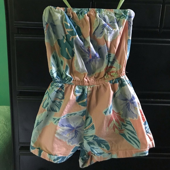Kimichi Blue Patterned Romper - Picture 2 of 5